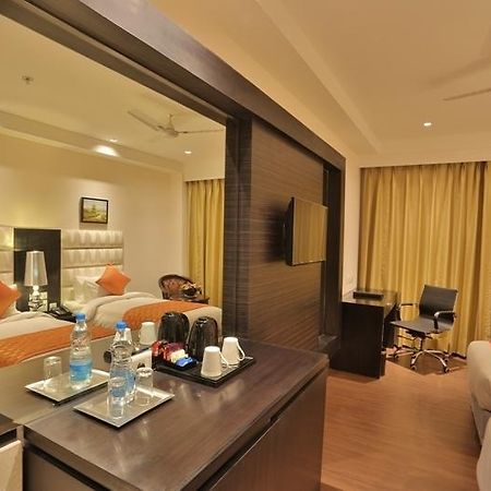 Una Smart Mandarin Panchkula Habitación foto